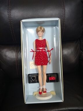 The Franklin Mint Princess Diana 1998 Christmas Edition Portrait Doll